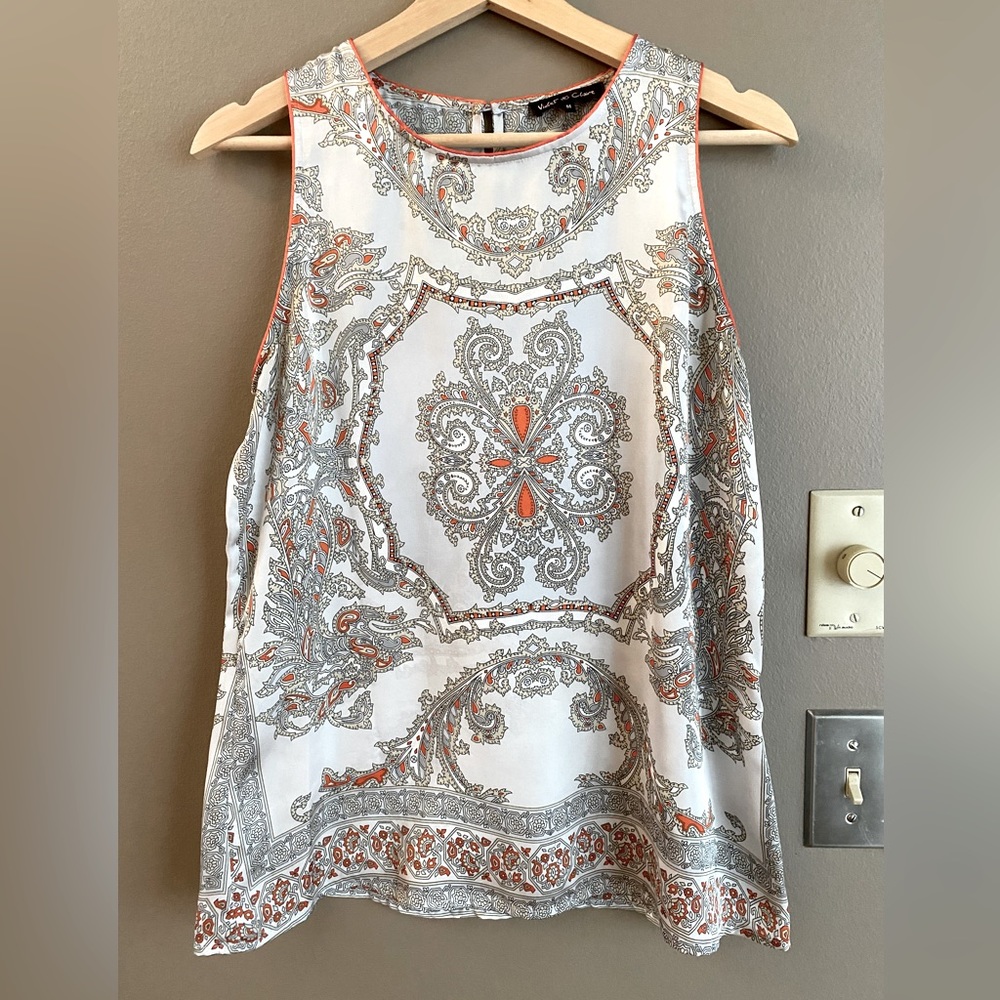 Violet & Claire Sleeveless Blouse